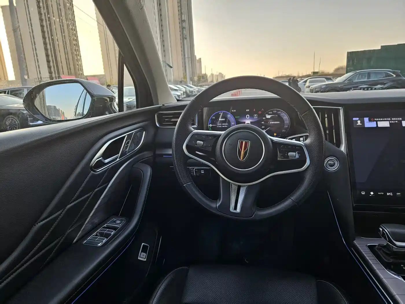 Hongqi HS7 PHEV 2024 2.0T PHEV 4WD Flagship Edition 6-seater фото 22
