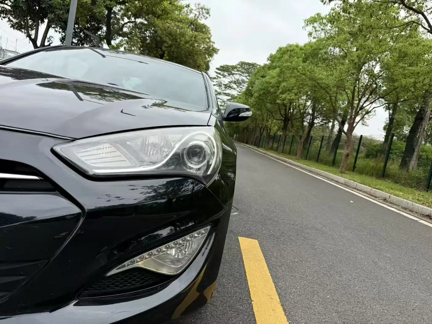 Hyundai Genesis Coupe 2012 2.0T Automatic Elegant Edition фото 9