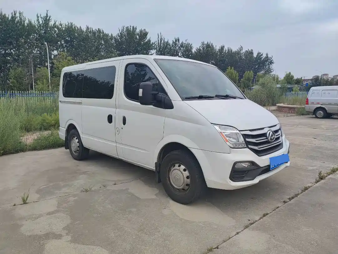 SAIC Maxus Xintu V80 2024 2023 2.0T Manual Classic Aoyun Short Wheelbase Ultra-Low Roof 5/6-Seater