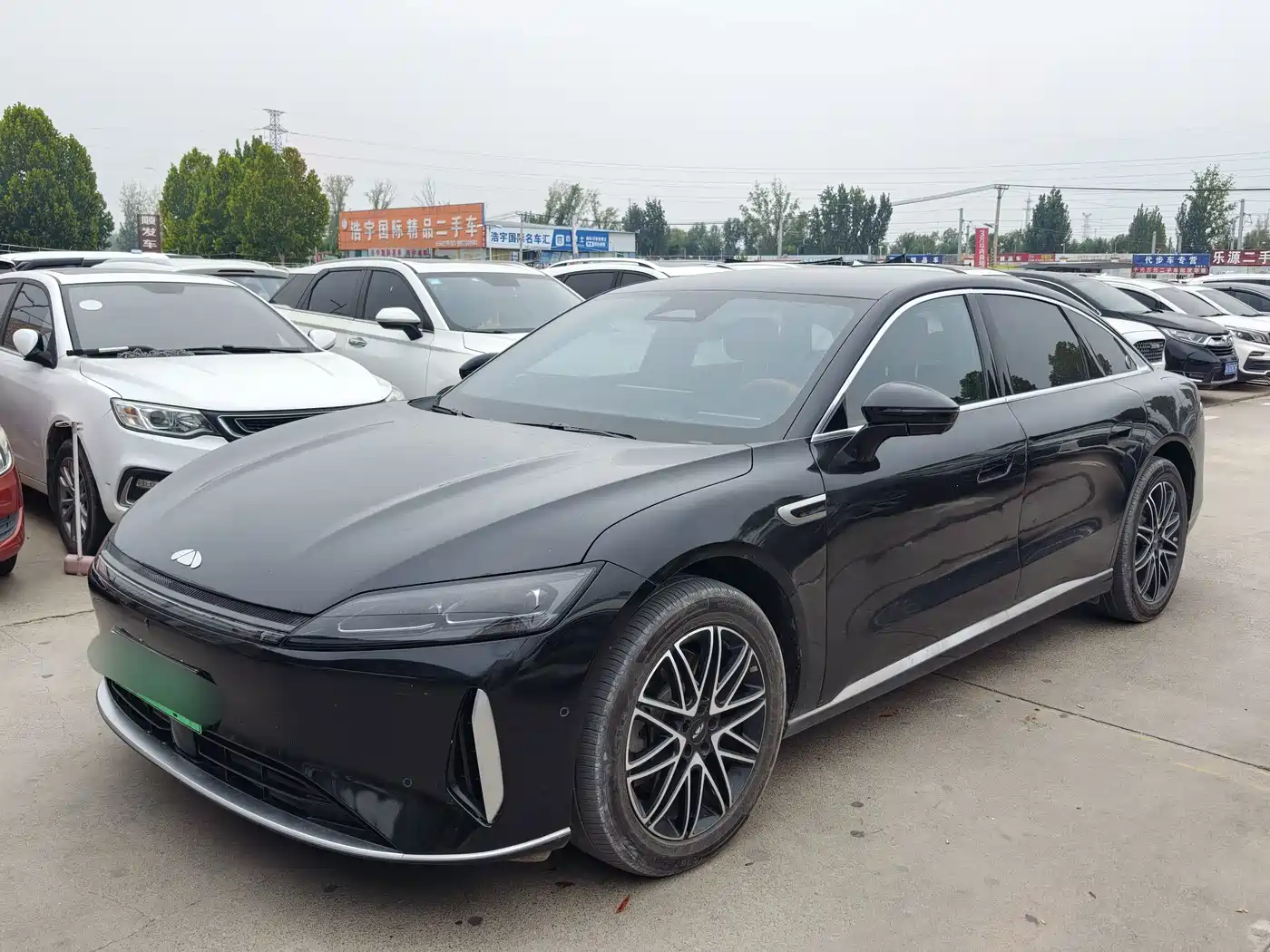 Chery Fengyun Fengyun A9L 2025 2025 Model 260 Extended Range Premium Edition