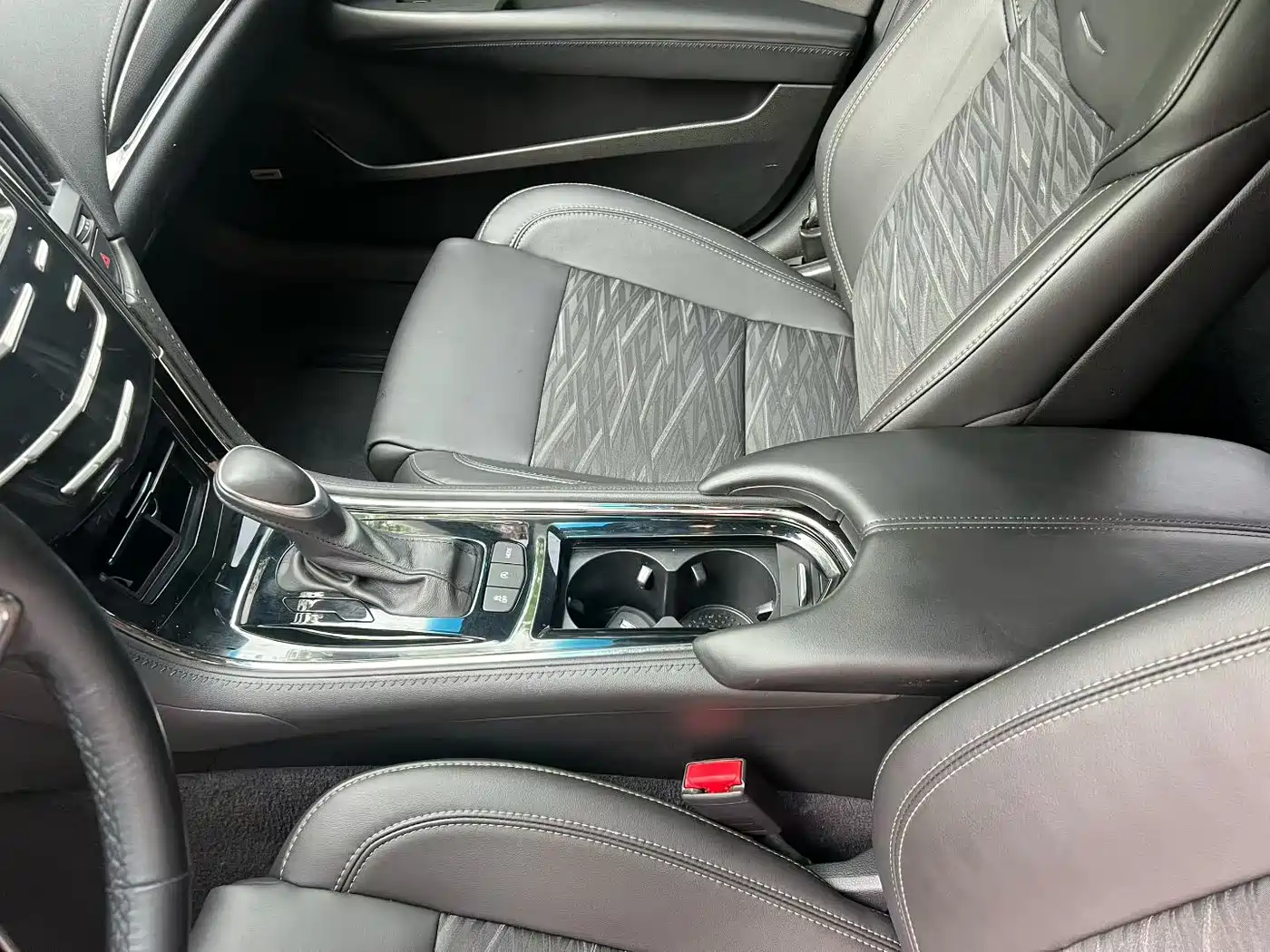 Cadillac ATS-L 2017 28T Technology фото 5