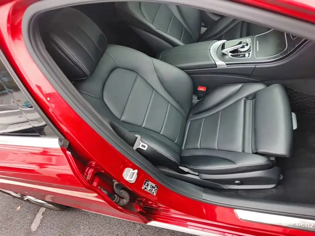 Фото 25 - Mercedes-Benz C-Class