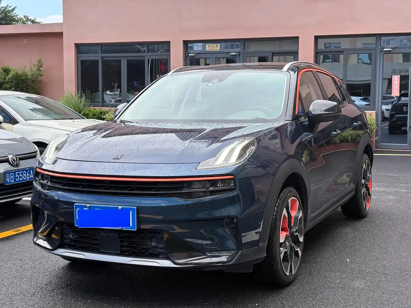 Lynk & Co Lynk & Co 06 2020 1.5T Halo 1