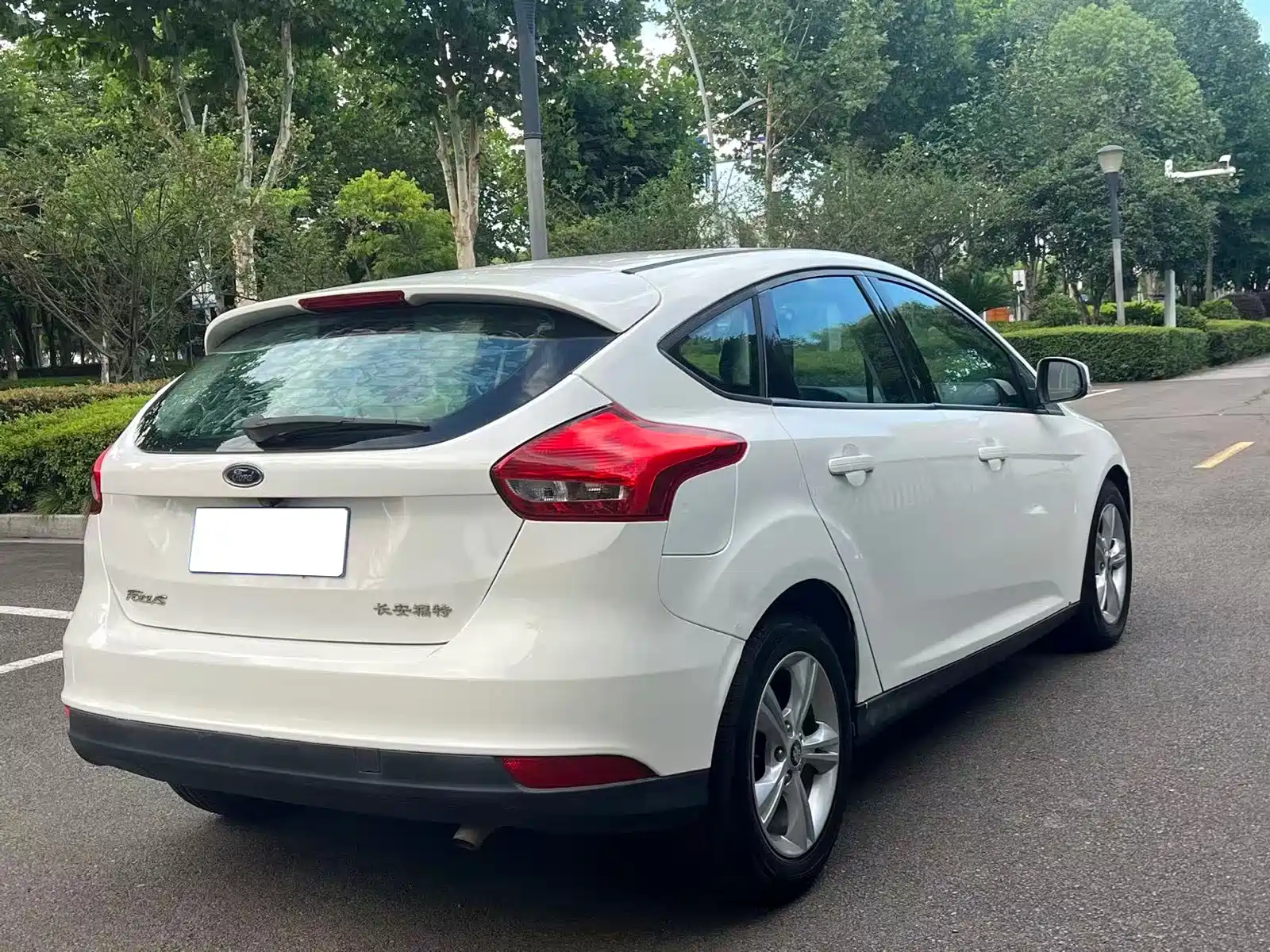 Фото 7 - Ford Focus