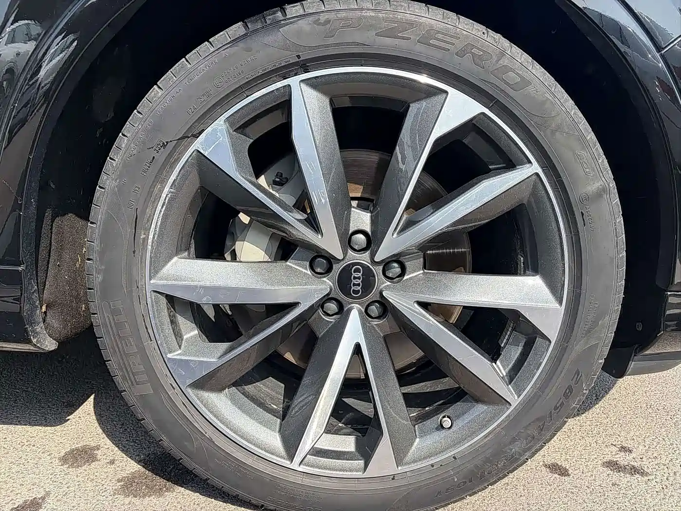 Фото 12 - Audi Q7