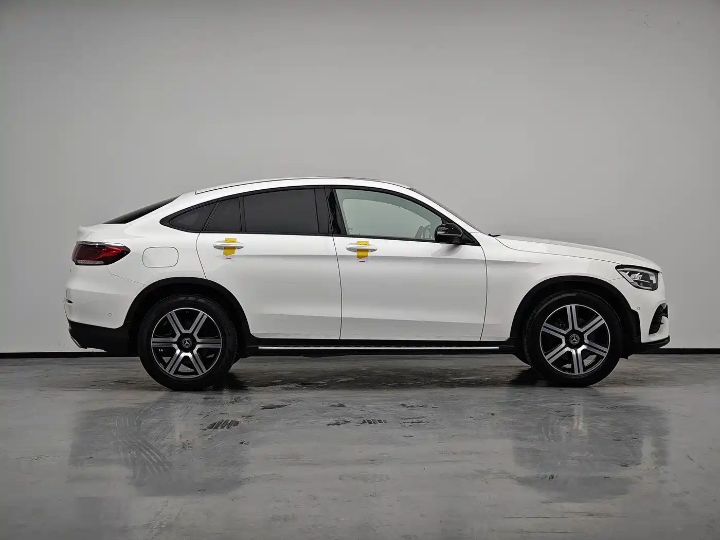 Mercedes-Benz GLC Coupe 2022 Facelift GLC 260 4MATIC Coupe SUV фото 12