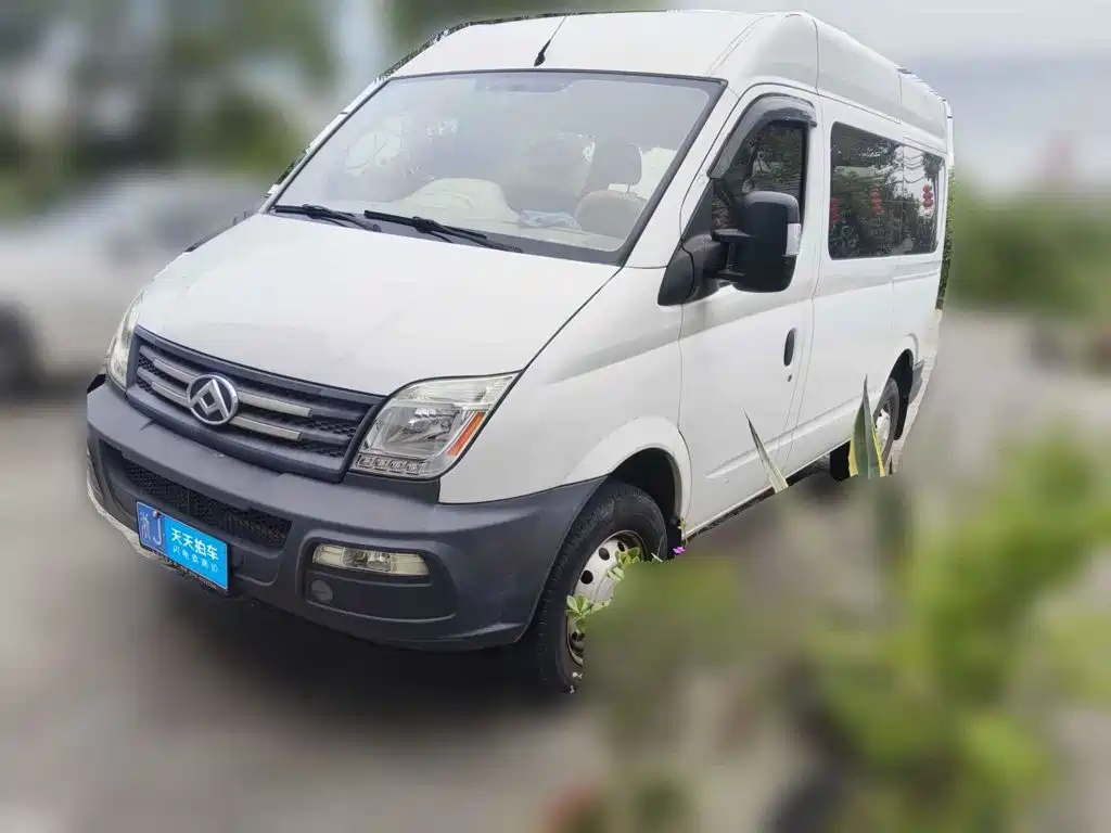 SAIC Maxus Xintu V80 2019 Model 2.5T Classic 6-speed manual Aoyuntong short wheelbase medium roof 5/6-seater