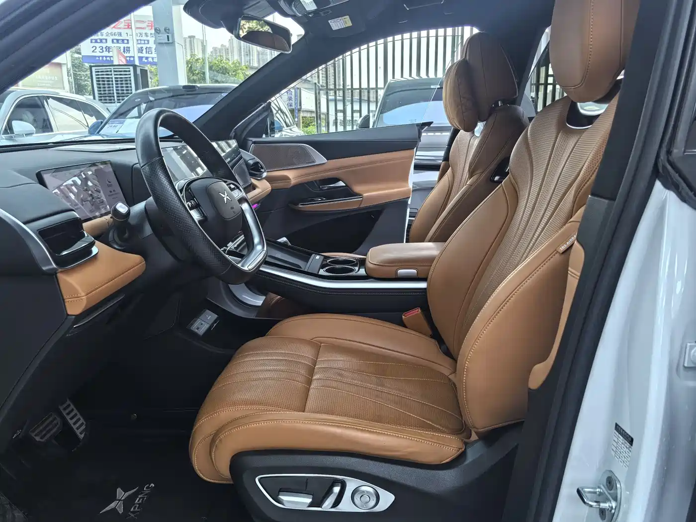 XPeng G9 2022 650 Performance Max фото 7