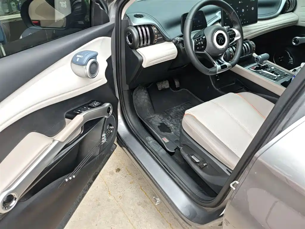 BYD Yuan PLUS 2024 Glory Edition 430KM Advanced фото 16