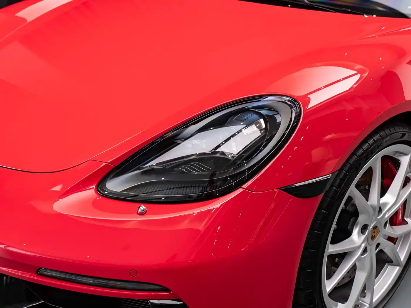 Фото 4 - Porsche 718