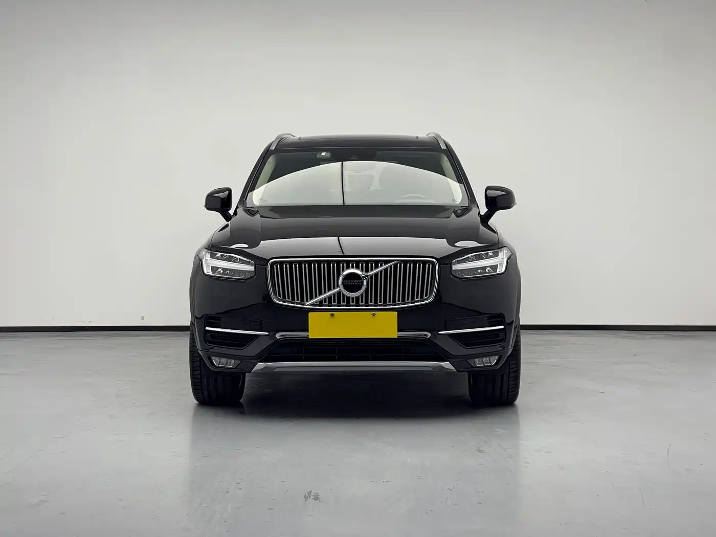 Фото 6 - Volvo XC90
