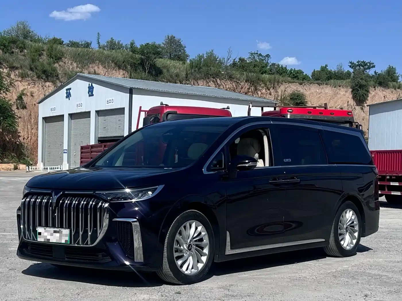 Voyah Auto Voyah Dreamer 2024 PHEV Extended Range Premium Edition