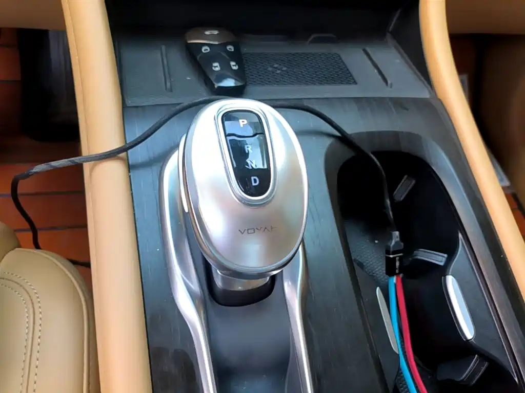Voyah Auto Voyah Dreamer 2024 PHEV Ultra Long Range Premium Edition фото 9