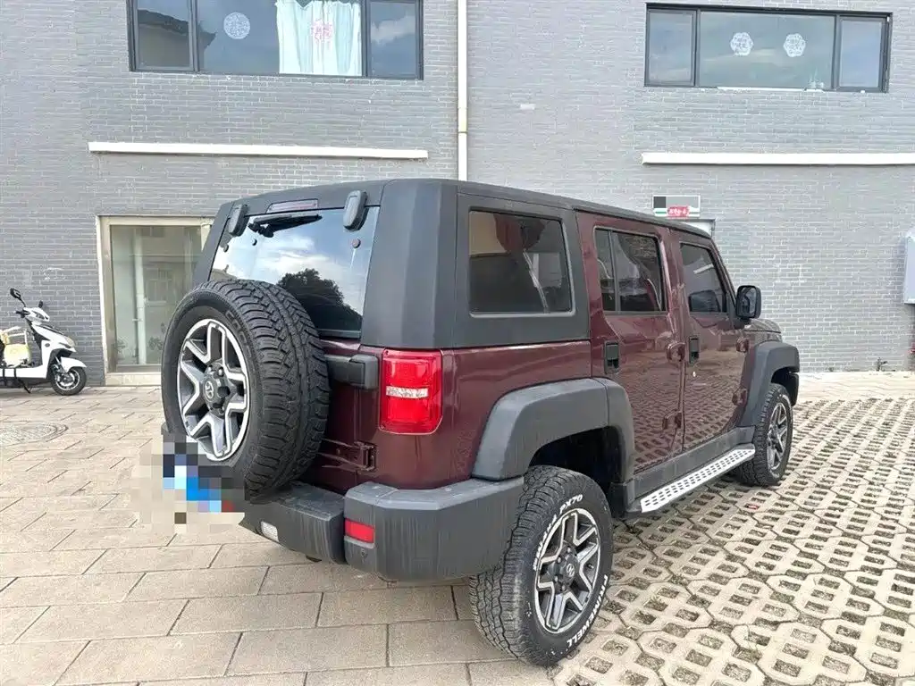 BAIC ORV Beijing Offroad BJ40 2017 40L 2.3T Automatic 4WD China Rally Champion Edition фото 8