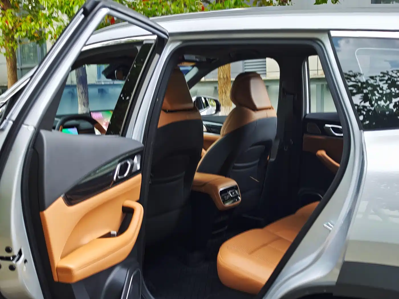 Geely Atlas L 2026 2025 Model 4th Gen 1.5TD DCT Shanhe