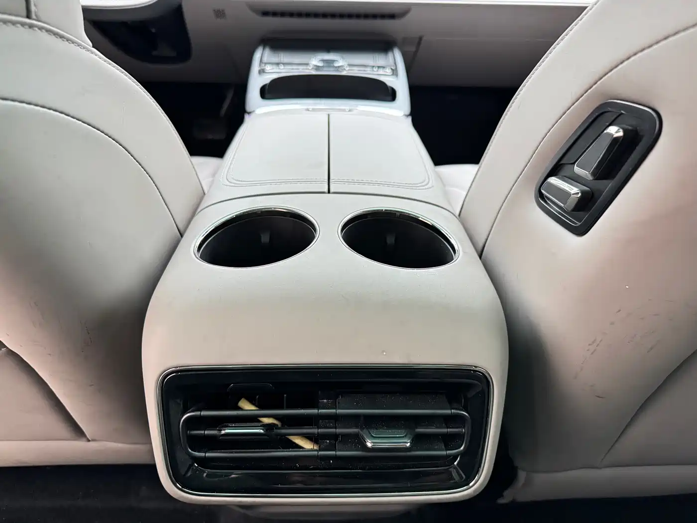 GEELY GALAXY GALAXY SPARKLE 8