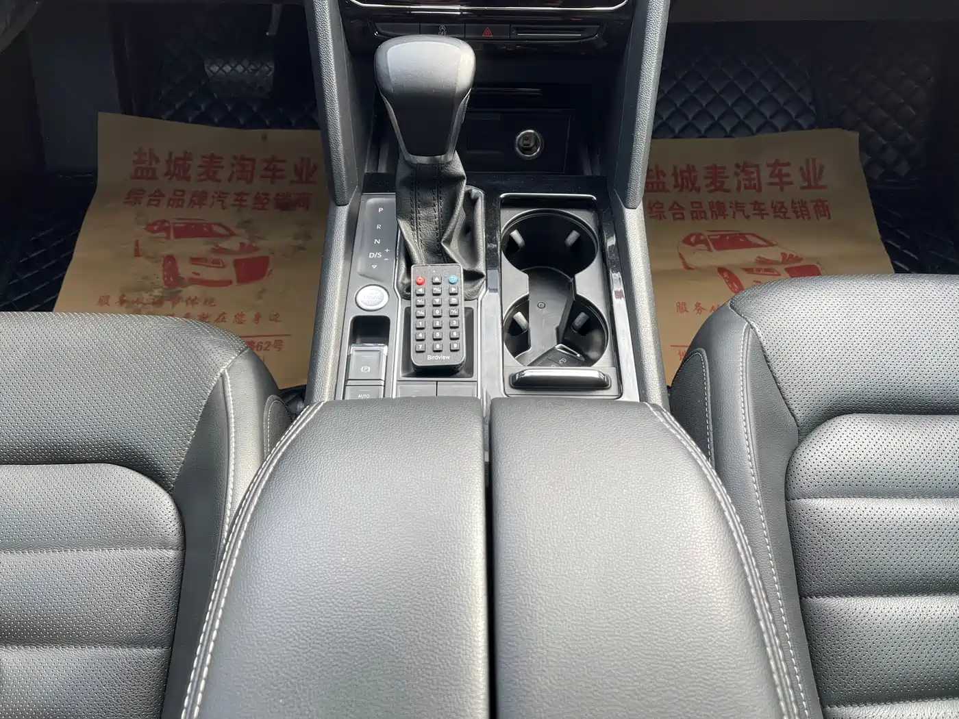 Volkswagen Teramont 2020 330TSI 2WD Luxury China VI фото 13