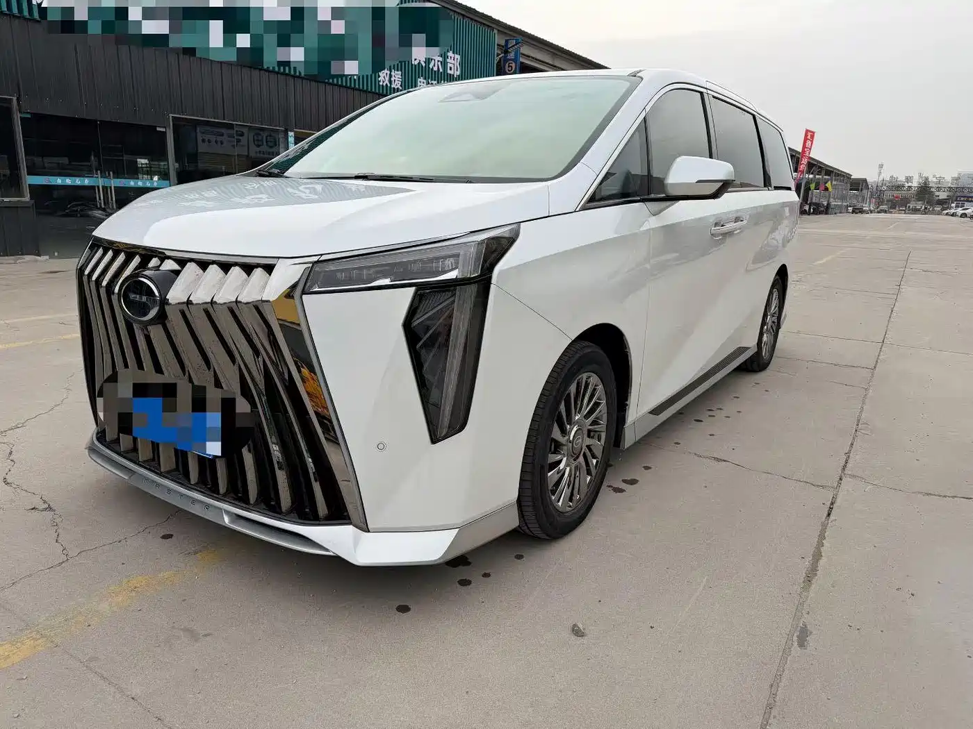  GAC Trumpchi Trumpchi M8 2023 Model Master Series 400T Ultimate Edition