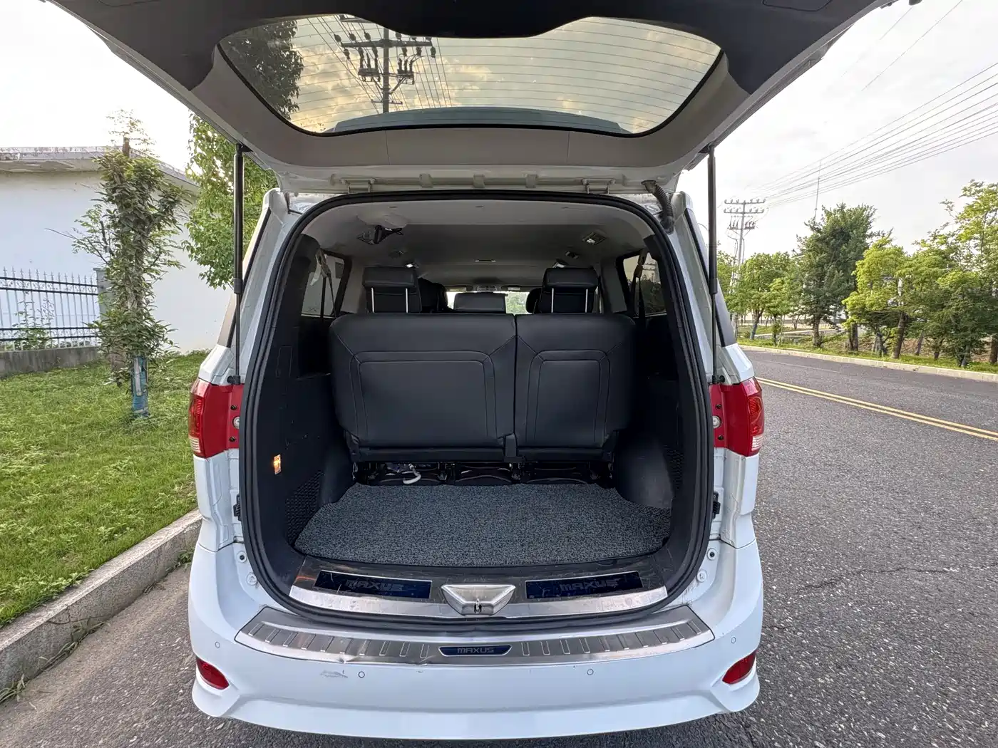 SAIC Maxus Maxus G10 2021 2.0T Automatic Elite Edition Diesel 7-Seater фото 8