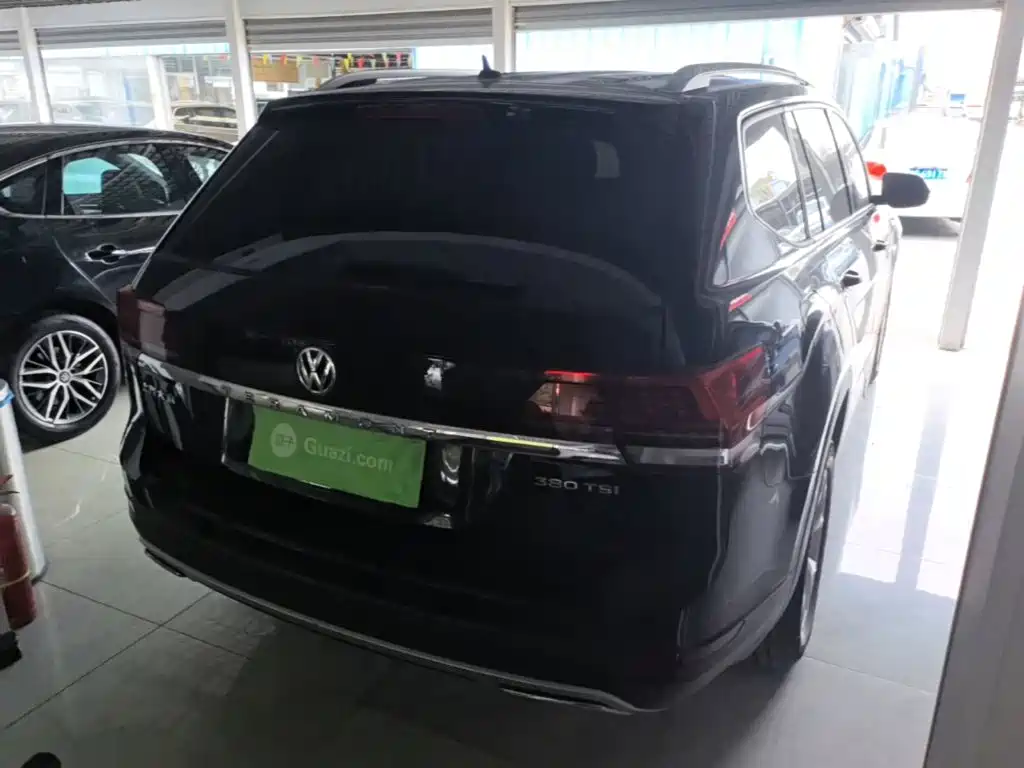 Фото 7 - Volkswagen Teramont