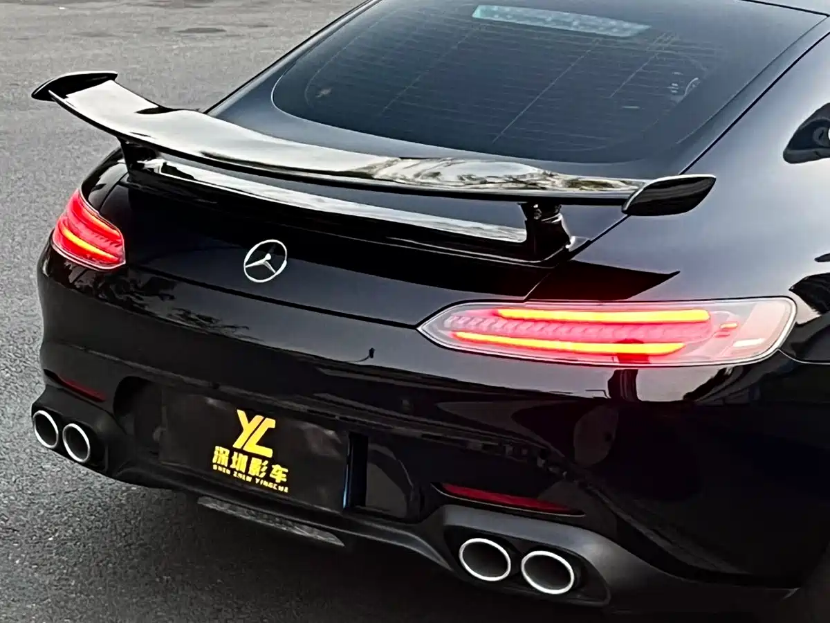 MERCEDES-BENZ AMG GT
