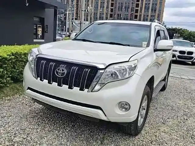 Toyota Prado 2016 2.7L Auto Standard Edition фото 16