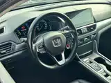 Фото 10 - Honda Accord