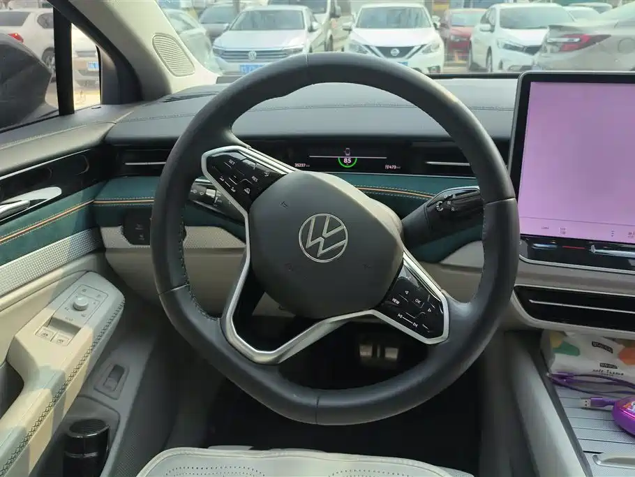 VOLKSWAGEN ID.7 VIZZION