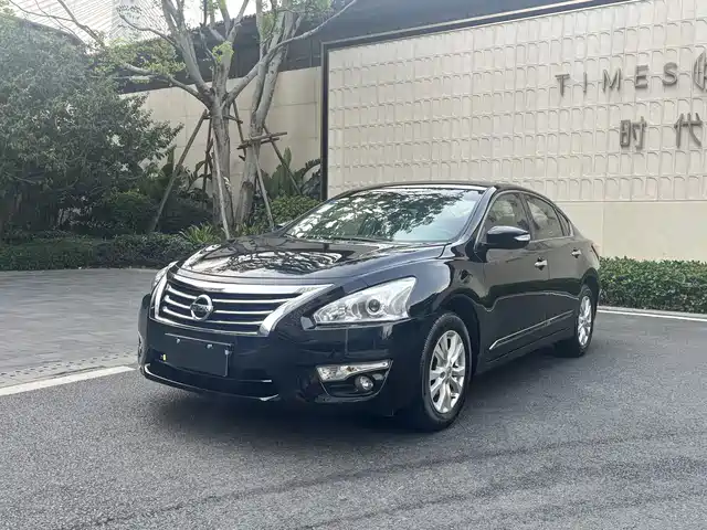 NISSAN TEANA