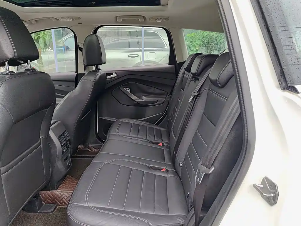 Ford Kuga 2019 2017 EcoBoost 245 AWD Platinum