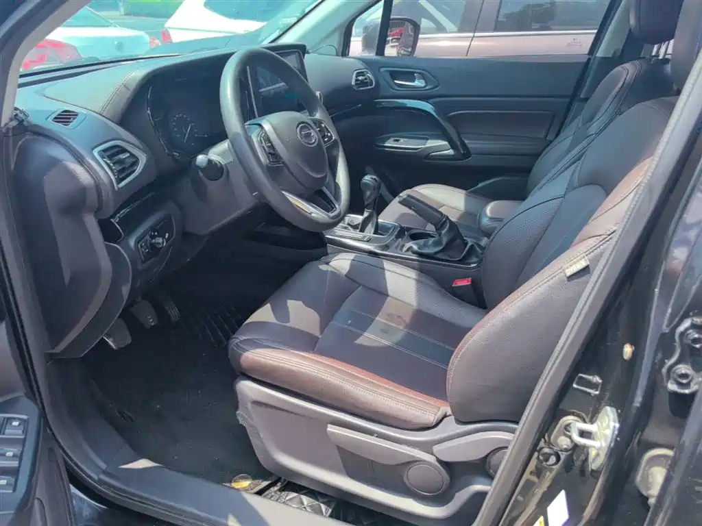GAC Trumpchi Trumpchi GS4 2018 235T Manual 2WD Elite Edition фото 15