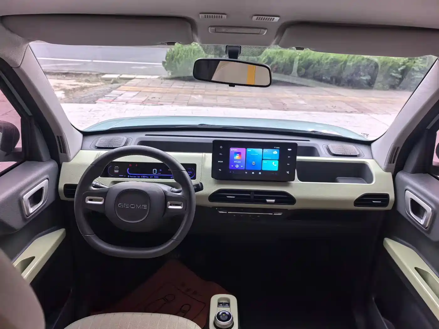 Geely Galaxy Panda 2024 Panda mini 200km Endurance Bear фото 5