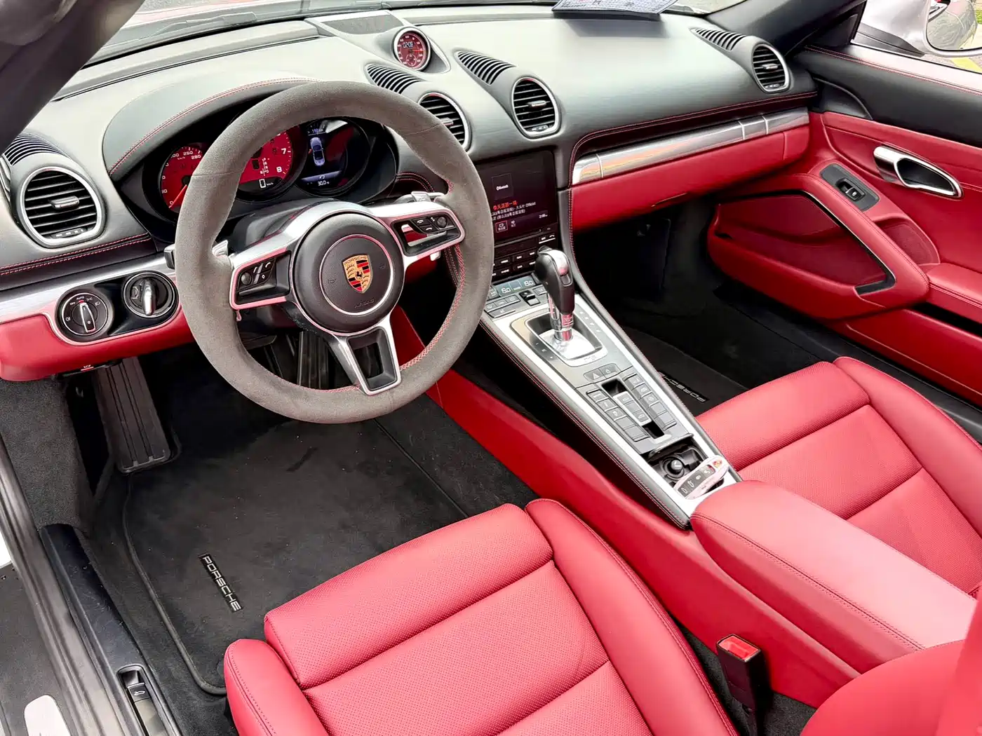 Porsche 718 2018 Boxster 2.0T фото 17
