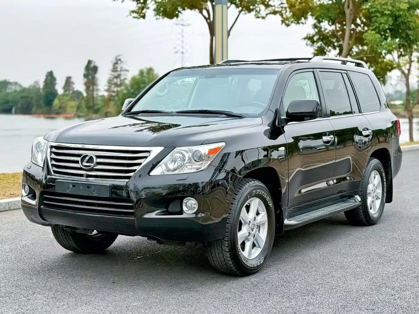 Lexus LX 2009 570