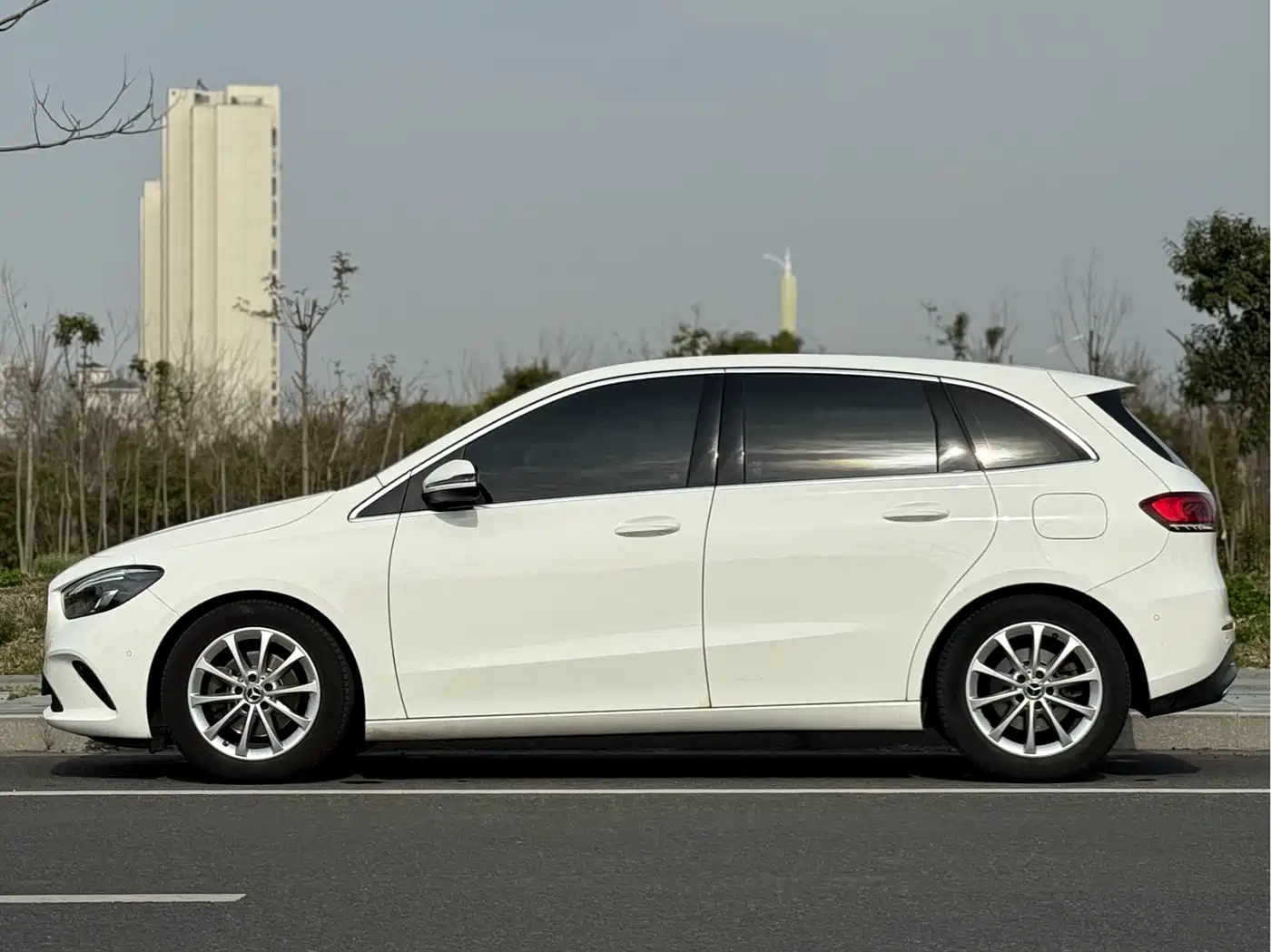 MERCEDES-BENZ B CLASS