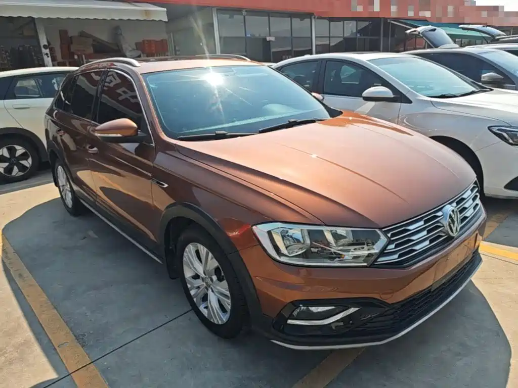 Volkswagen C-TREK 2017 2017 230TSI Manual Comfort