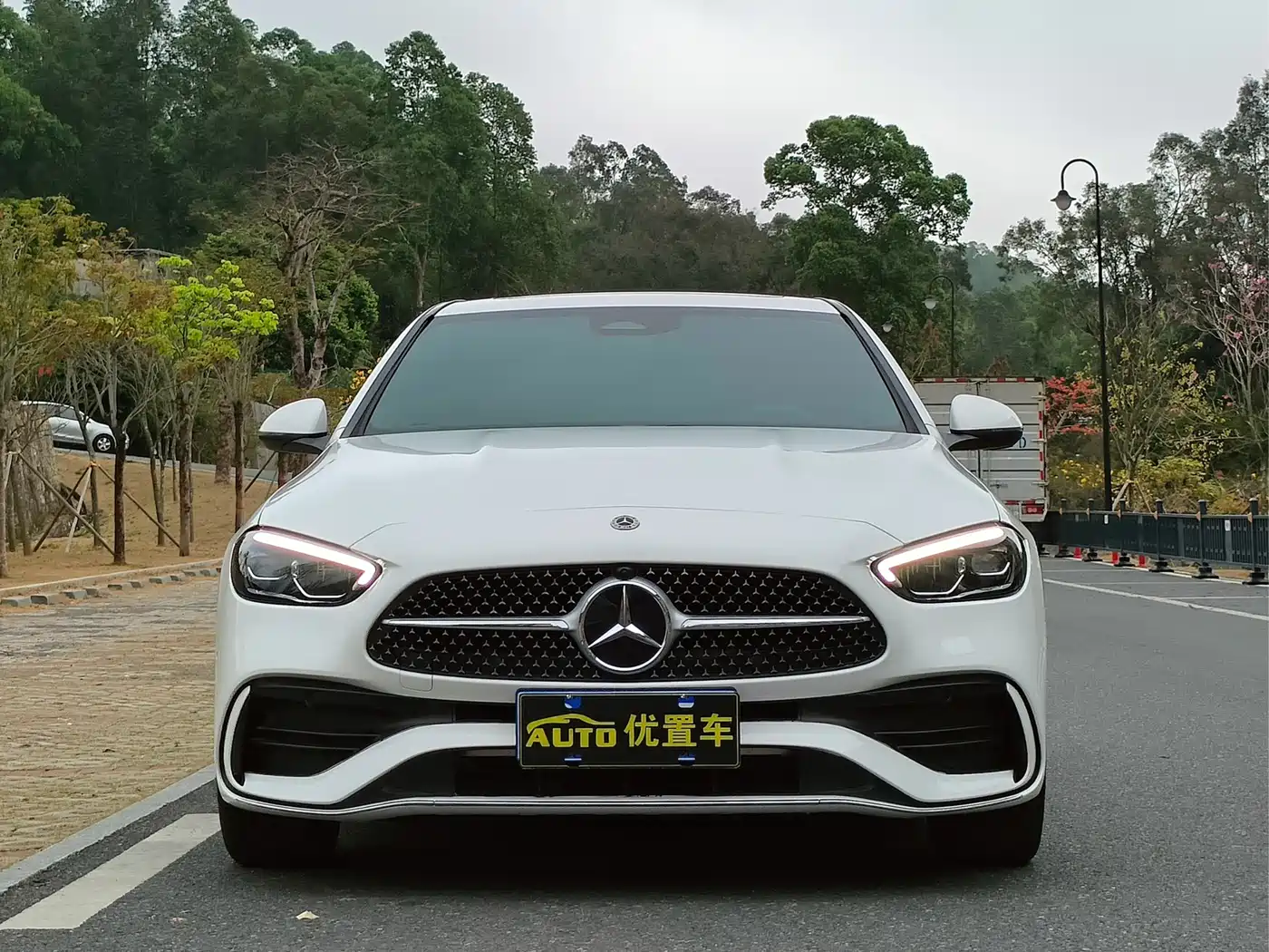 Mercedes-Benz C-Class 2024 C 200 L Sport Edition фото 2