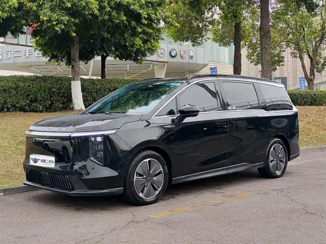 saic-maxus everyone-7