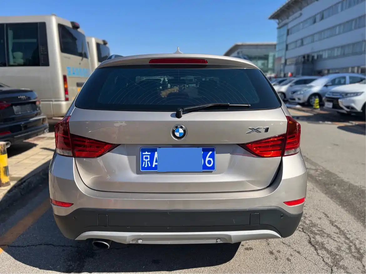BMW X1 (Import) 2012 sDrive18i Luxury фото 5