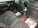 Photo 11 - Audi A7L