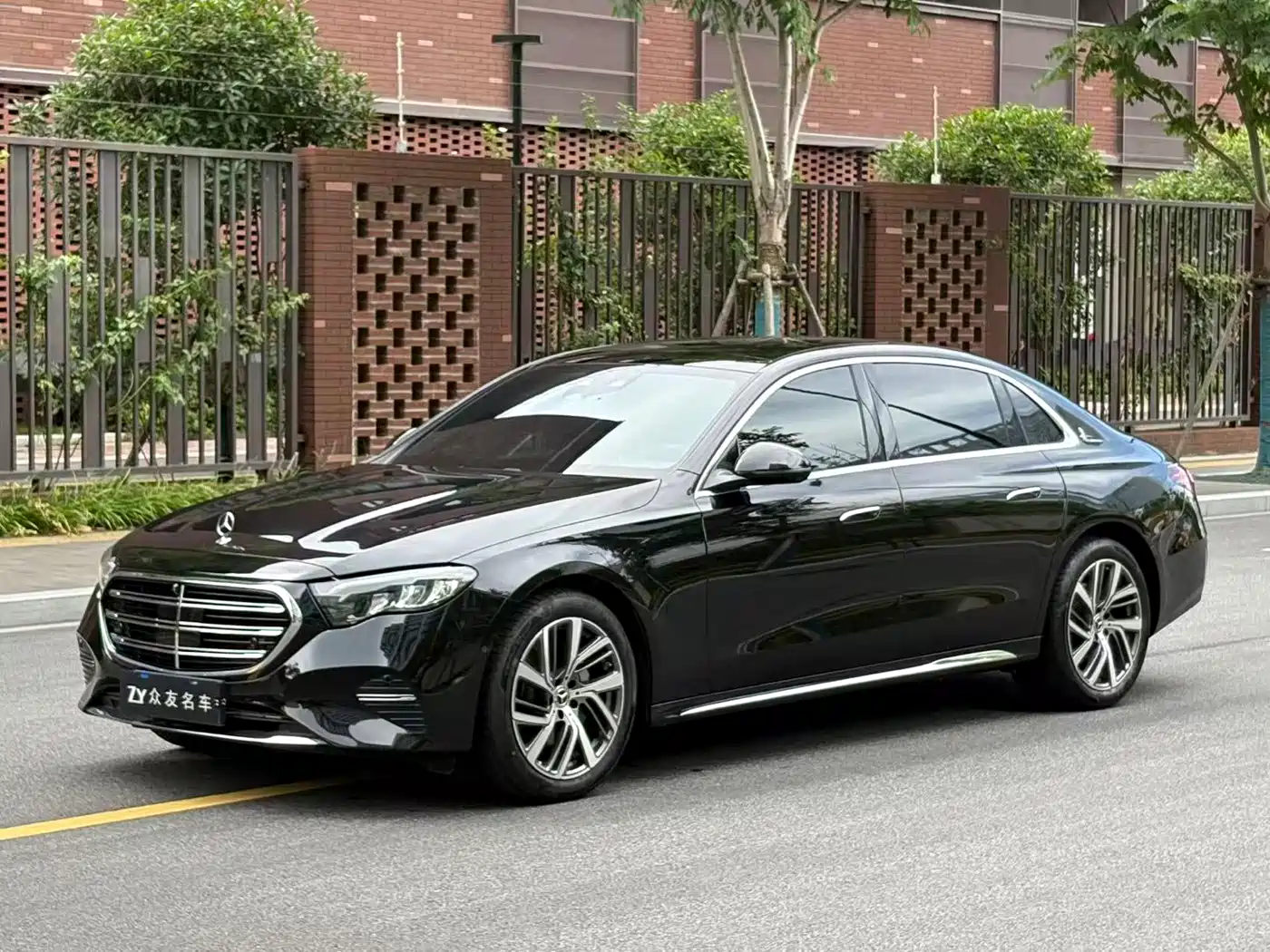 Mercedes-Benz E-Class, 2025 год