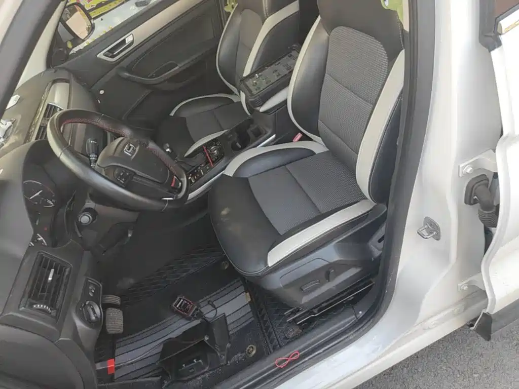 Qoros 5 2019 2018 Facelift 1.6T Automatic Premium