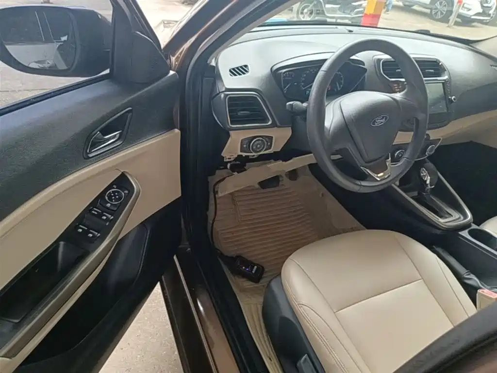 Ford Escort 2015 2015 1.5L Automatic Comfort