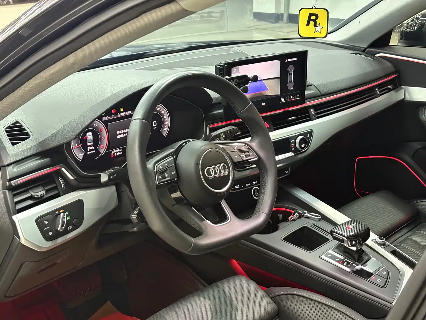 Audi A4L 2023 40 TFSI Luxury Sport фото 9