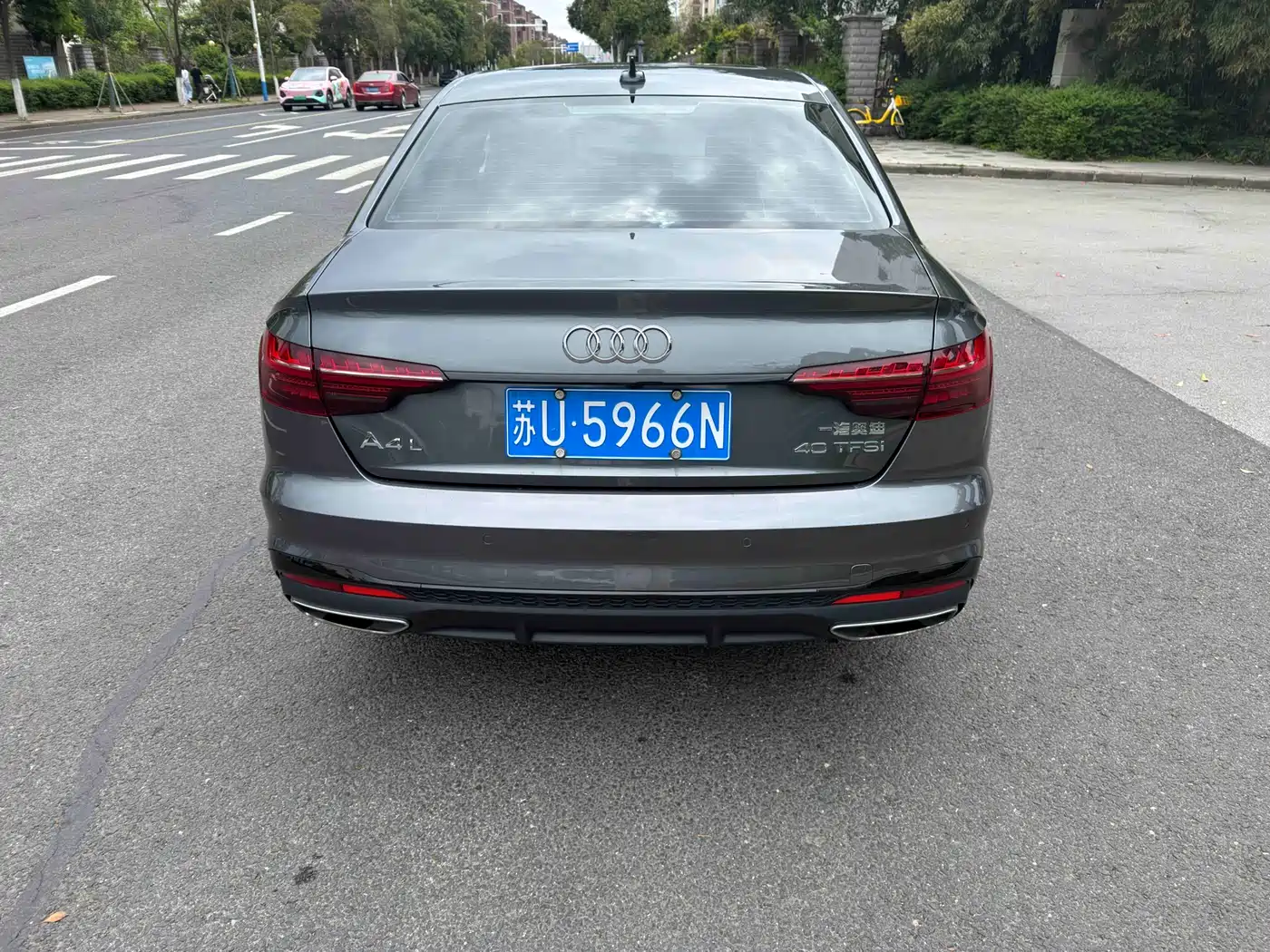 Audi A4L 2023 40 TFSI Luxury Sport фото 4