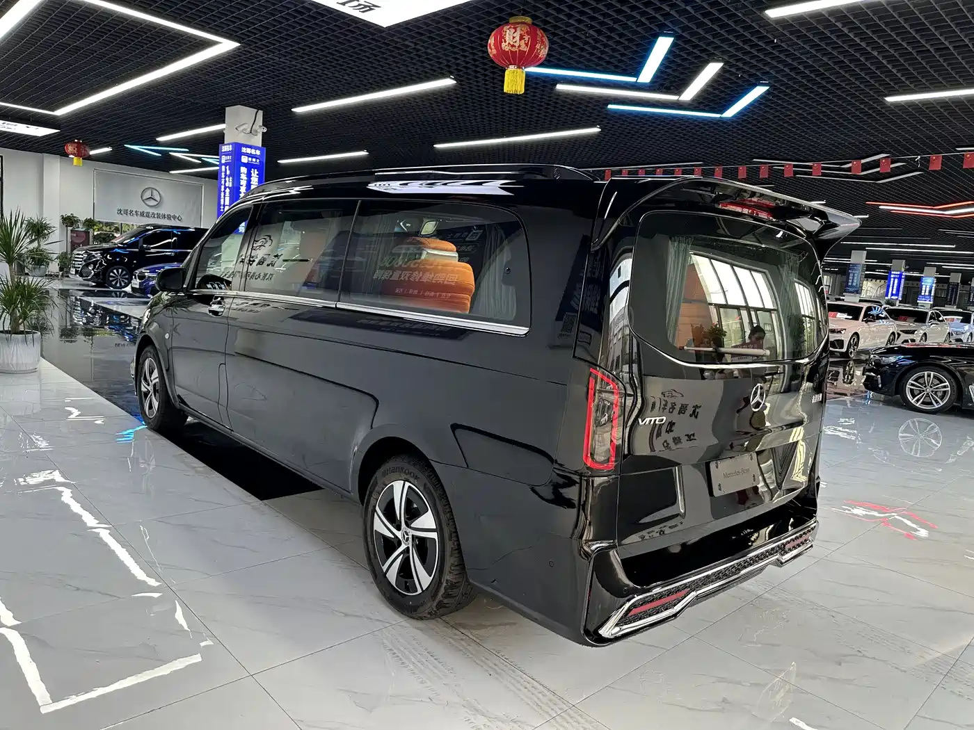 MERCEDES-BENZ VITO