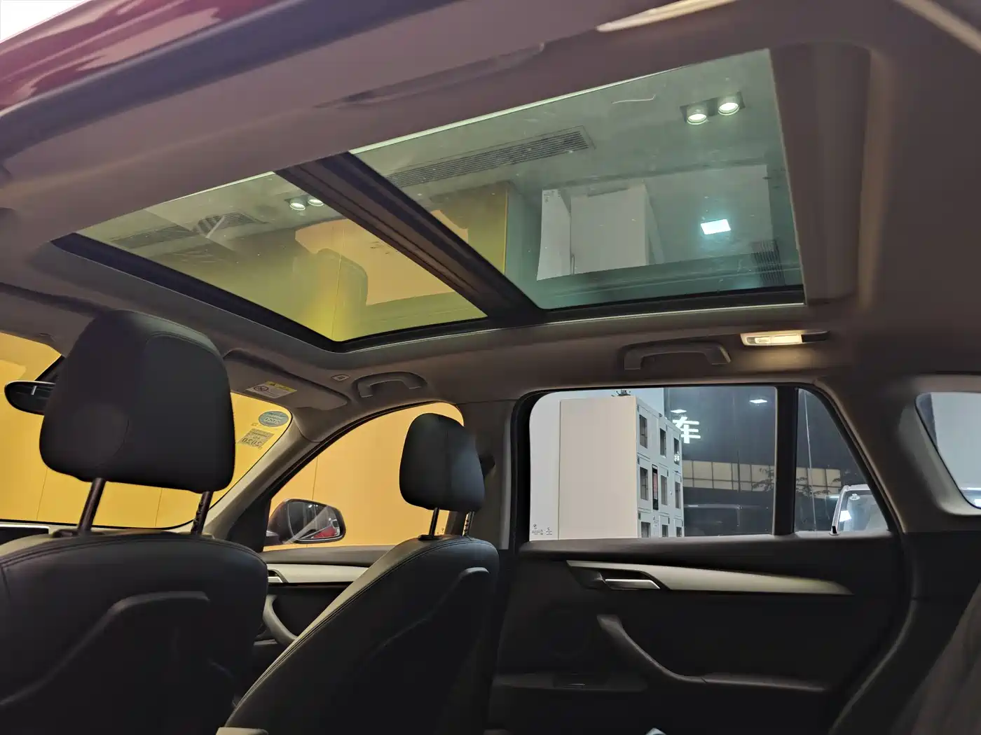 BMW X1 2018 sDrive18Li Fashion Model фото 25