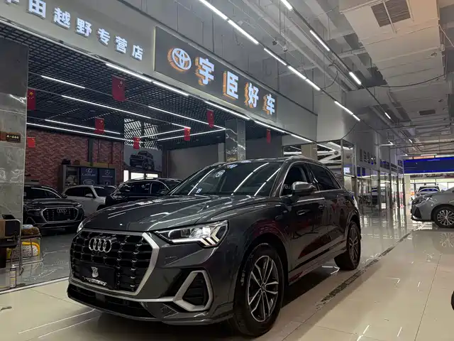 Audi Q3 2022 35 TFSI Progressive Dynamic