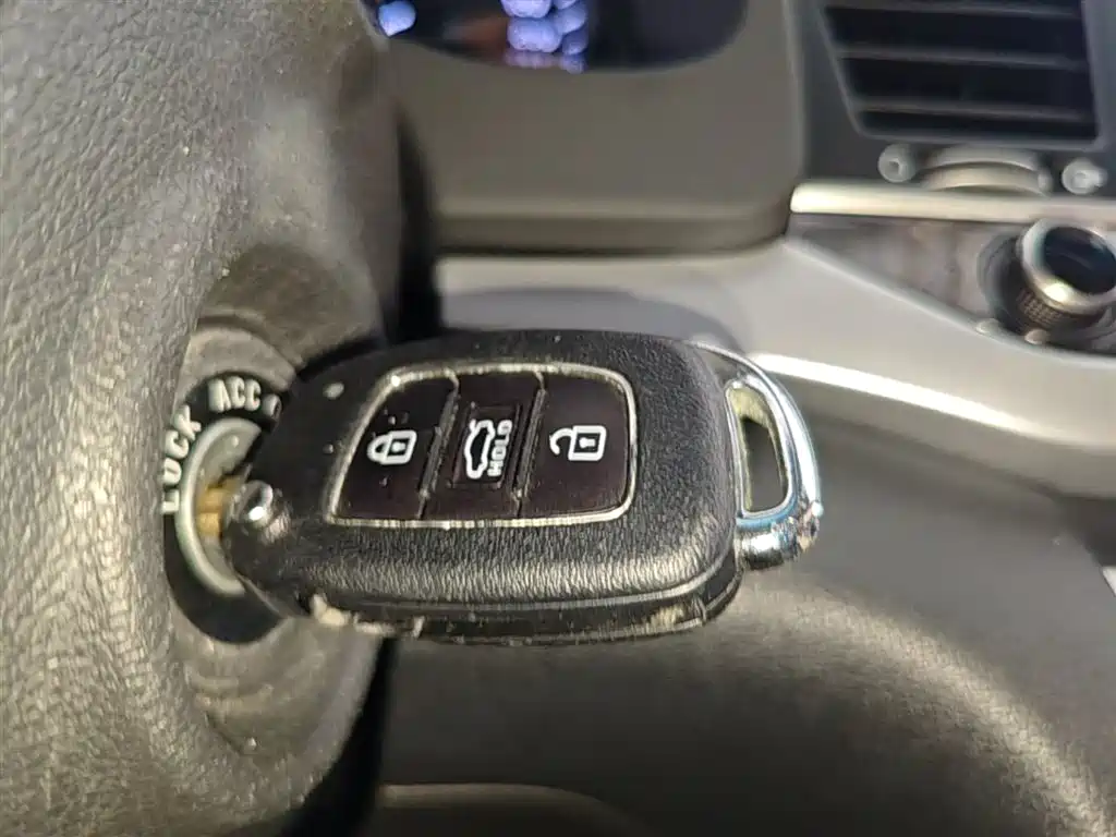 Hyundai Elantra 2016 Model 1.6L Automatic Smart Elite фото 9