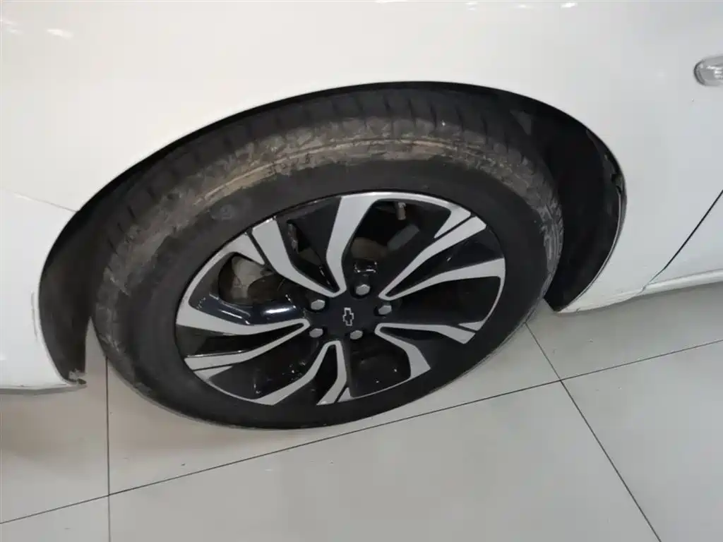 Chevrolet Monza 2019 RS 330T Auto Smooth Edition China VI фото 23